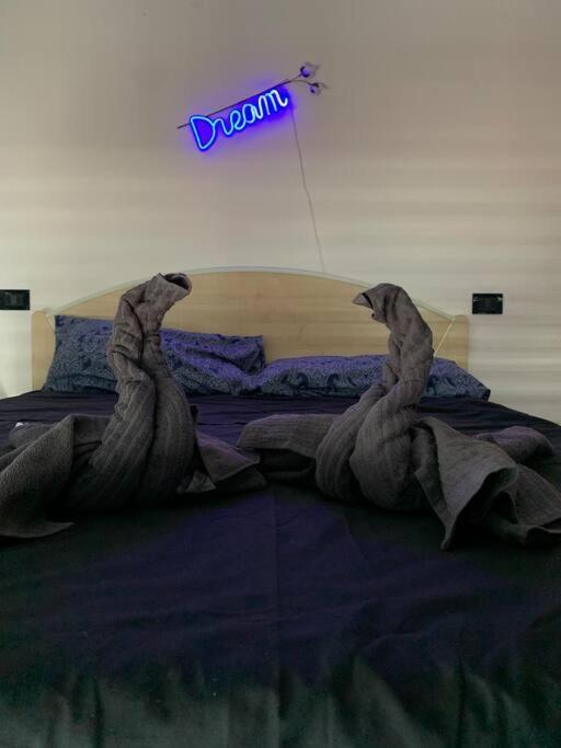 Appartamento Tranquillo Con Patio E Piscina La Caduta 外观 照片
